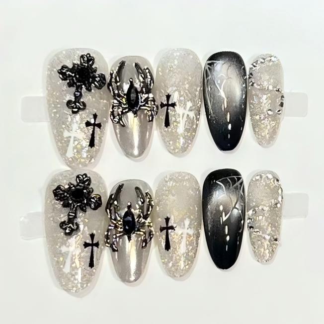 Black and white Gothic cat eyes（Moderate length）